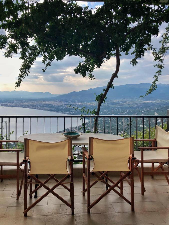 Gaia Guest House Kalamata Bagian luar foto